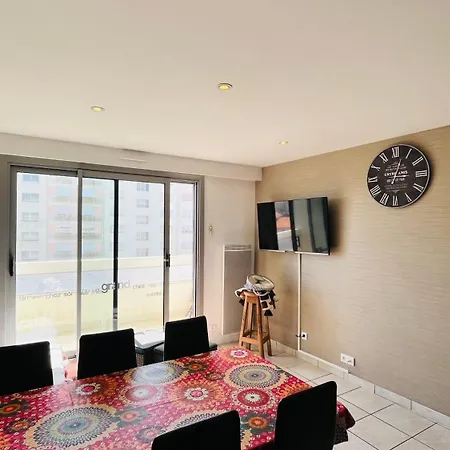 Standing, Luminosite A 100m De La Mer, T3 Prestige