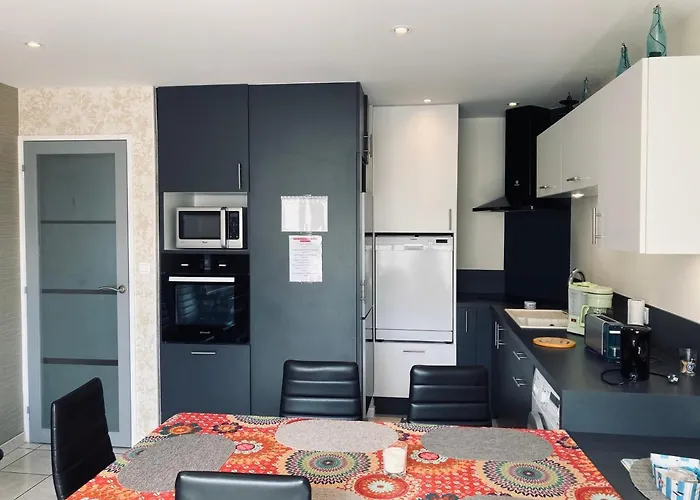 Standing, Luminosite A 100m De La Mer, T3 Prestige דירה *